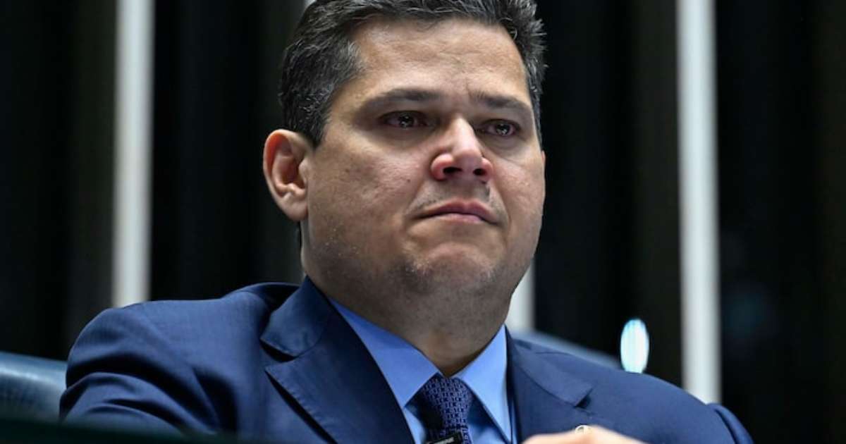 Alcolumbre cancela sabatina de Jorge Messias, indicado por Lula ao STF