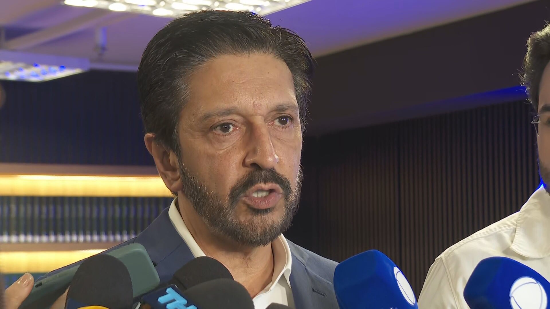 Apagão em São Paulo: Prefeito Ricardo Nunes Defende Intervenção Federal na Enel