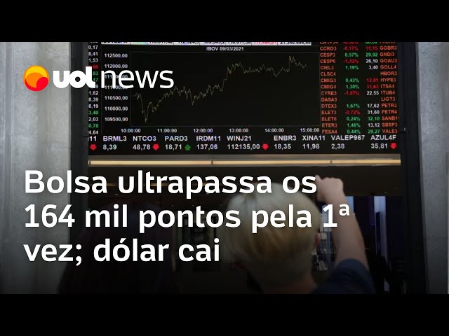 Movimentação no mercado de câmbio com dólar em queda