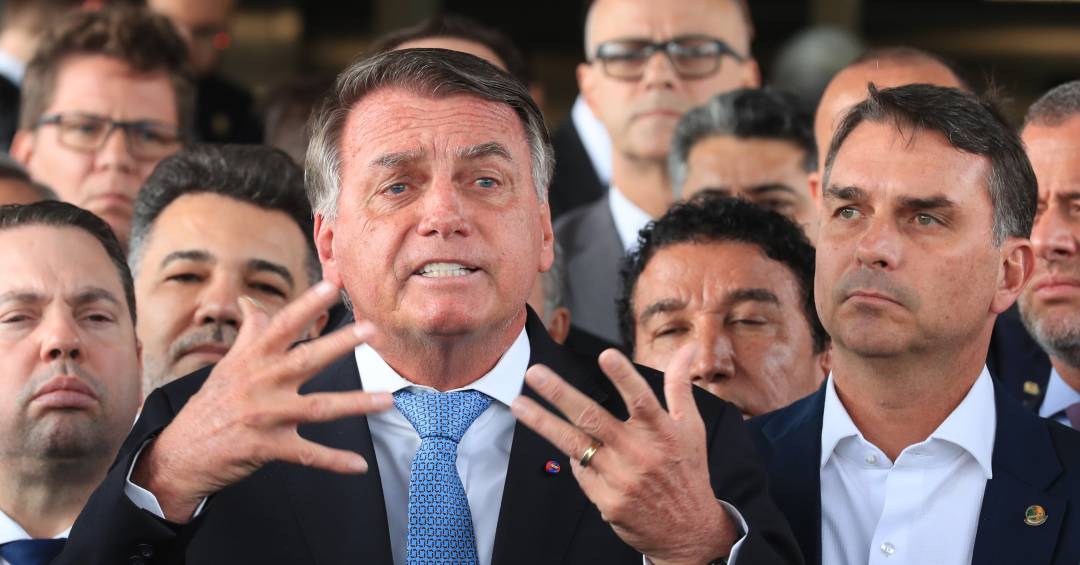 Bolsonaro confirma Flávio como candidato à Presidência em 2026