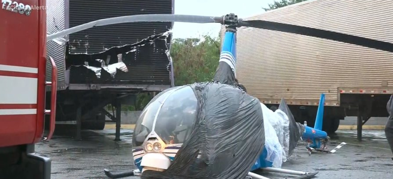 Vista geral do local do pouso forçado em Guarulhos, SP