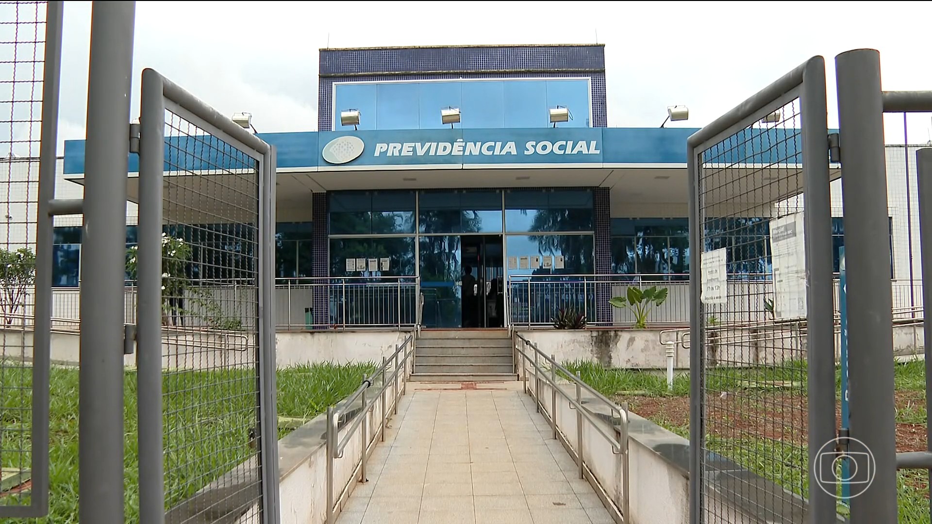 INSS realiza mutirão para reduzir fila de quase 1,6 milhão de perícias médicas no Brasil