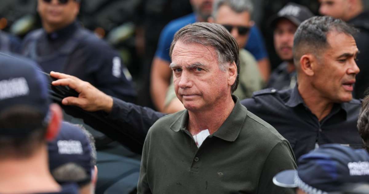 Decisão de Alexandre de Moraes: Bolsonaro é Ordenado a Cumprir Pena de 27 Anos por Trama Golpista