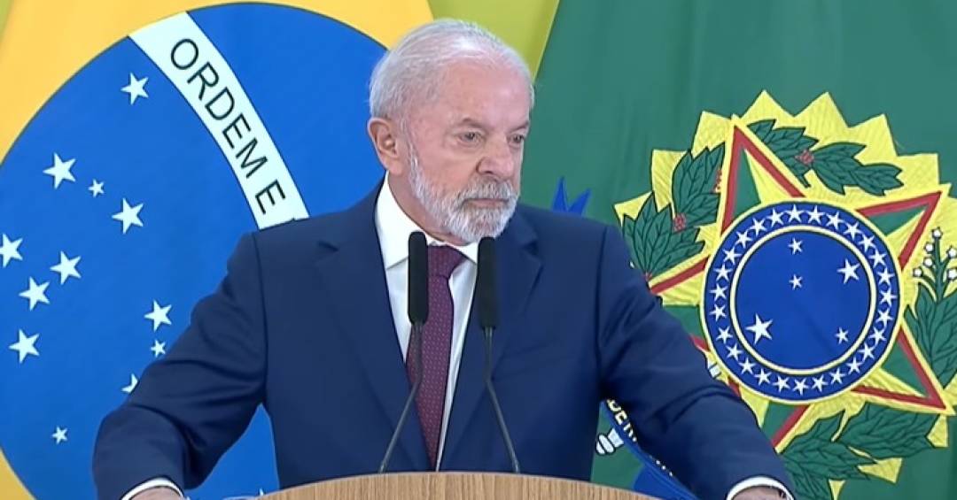 Presidente Lula abandona cerimônia de abertura da Ponte Brasil-Paraguai após irritação com falhas no microfone