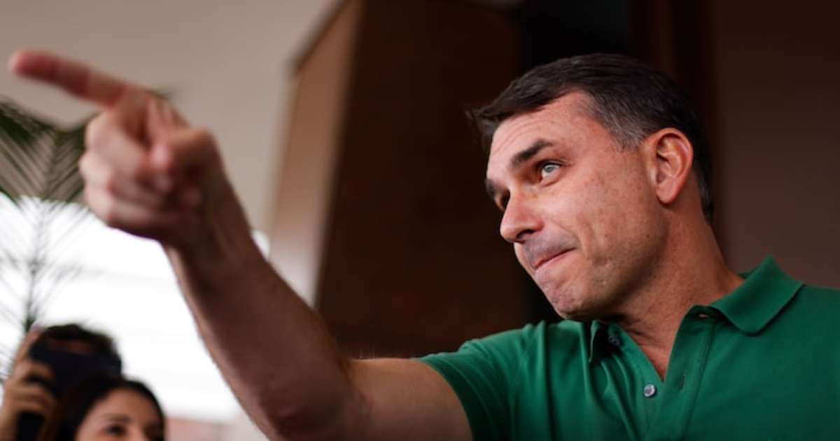 Maioria dos brasileiros reprova indicação de Flávio Bolsonaro para Presidência em 2026, revela pesquisa Quaest