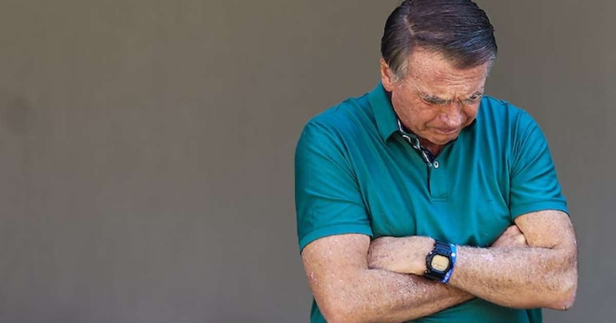 PL Suspende Salário e Atividades Partidárias de Jair Bolsonaro Após Condenação