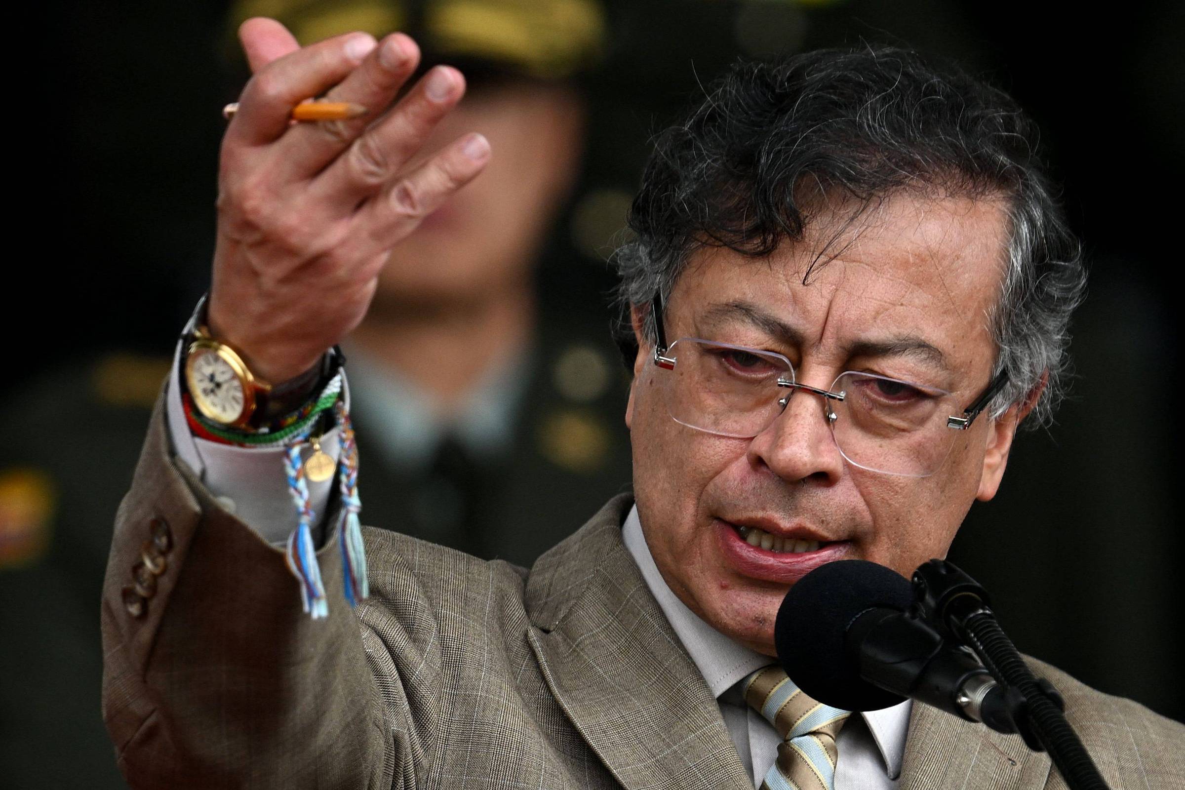 Presidente da Colômbia defende anistia geral e governo de transição na Venezuela