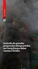 Equipes de resgate operando em meio às chamas no complexo residencial