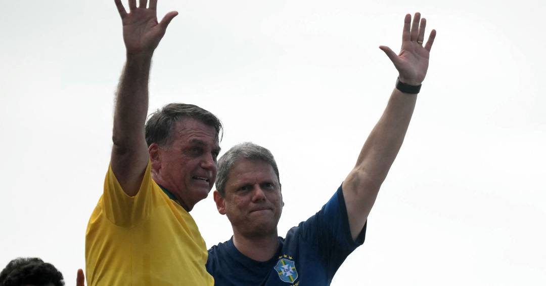 Tarcísio de Freitas Articula Caminhos no STF para Prisão Domiciliar Humanitária de Jair Bolsonaro