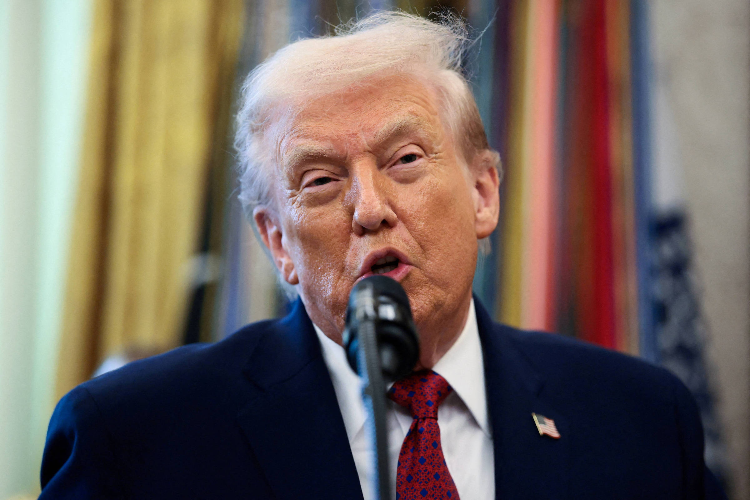 Trump Ordena Bloqueio Total de Petroleiros Sancionados ao Redor da Venezuela