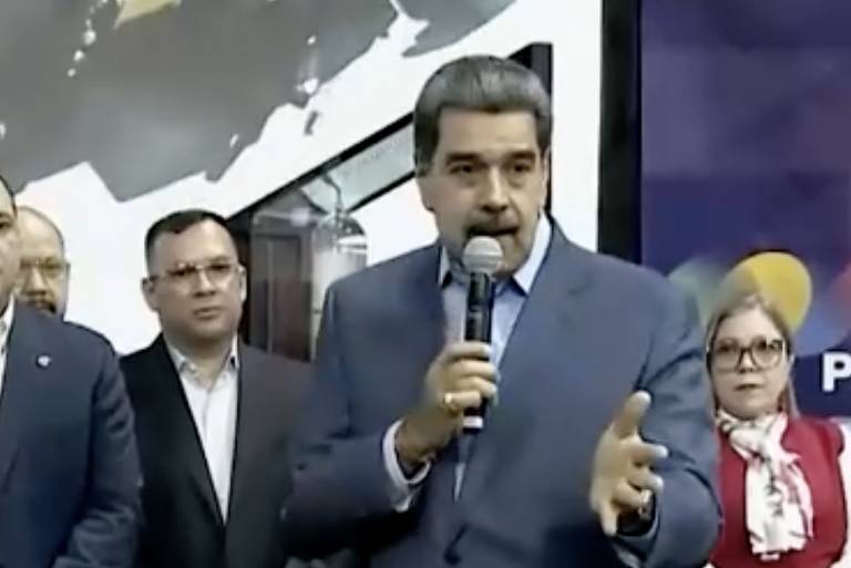 Assembleia Nacional venezuelana aprovando a lei antipirataria