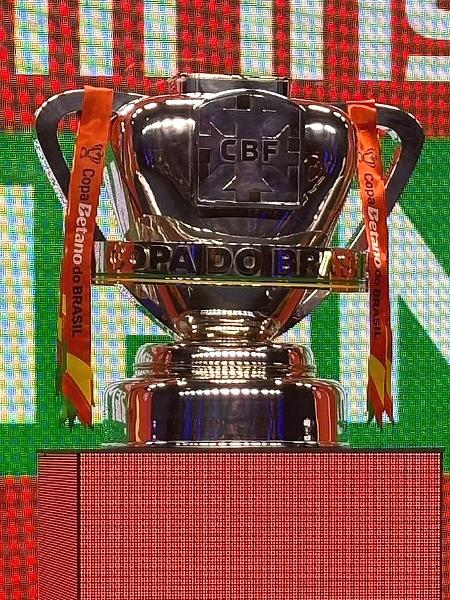 Jogadores comemorando título da Copa do Brasil